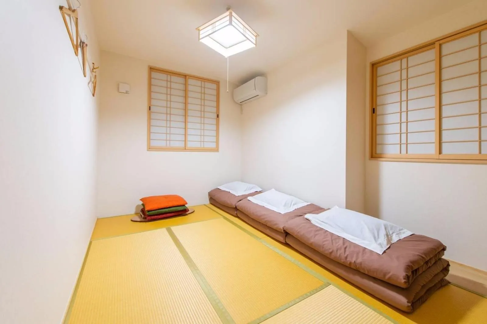 Gasthof Nishikujo 1-16-18 - Vacation Stay 06745V Ōsaka